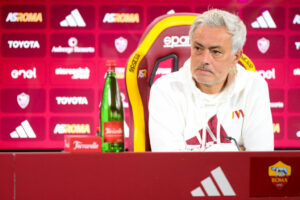 mourinho conferenza AS Roma Training Session &amp; Press Conferenza