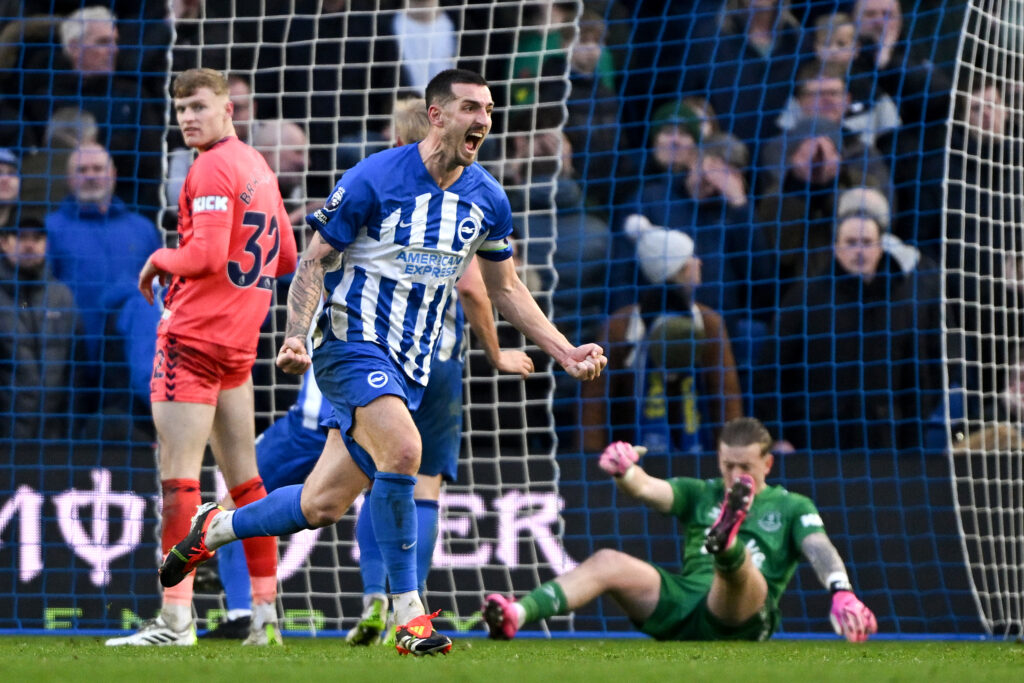dunk Brighton &amp; Hove Albion v Everton FC - Premier League