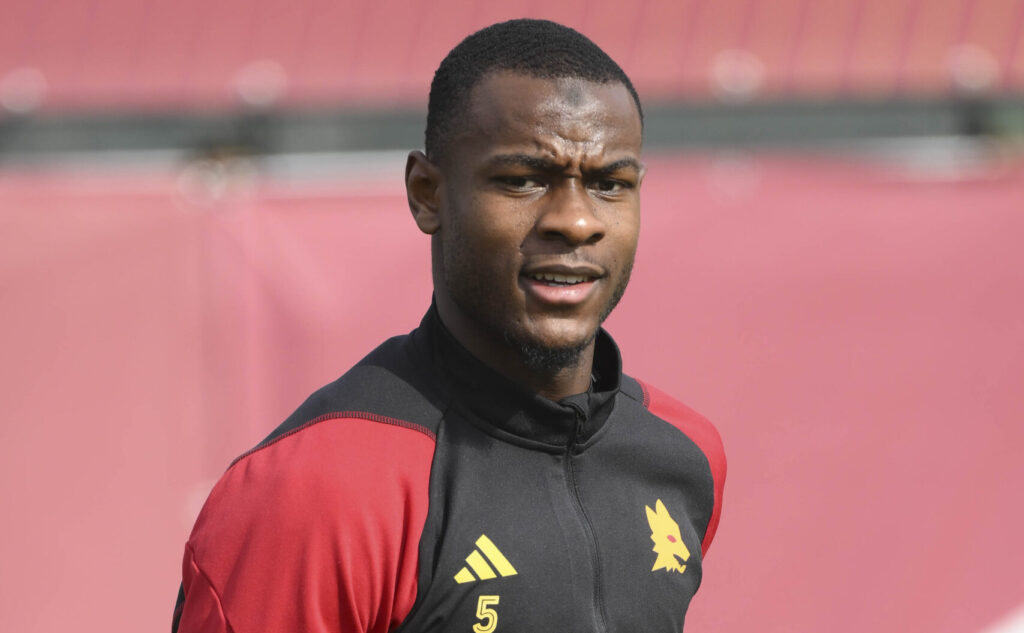 AS Roma Training Session ndicka