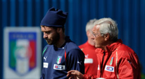 De Rossi Lippi Italy Training &amp; Press Conference - 2010 FIFA World Cup