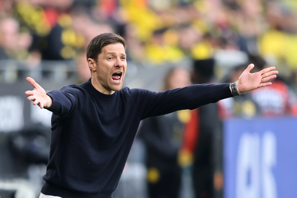 Borussia Dortmund v Bayer 04 Leverkusen - Bundesliga