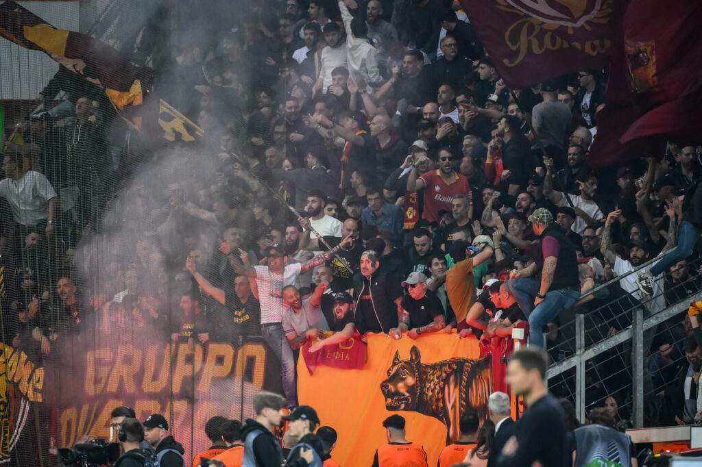 curva Bayer 04 Leverkusen v AS Roma: Semi-Final Second Leg - UEFA Europa League 2023/24