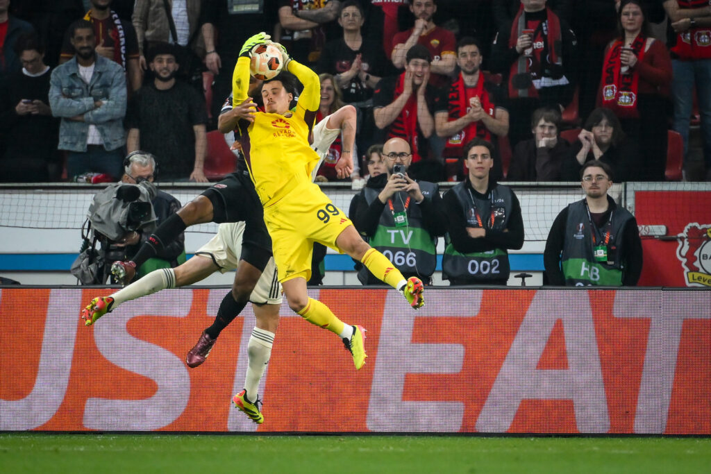 svilar Bayer 04 Leverkusen v AS Roma: Semi-Final Second Leg - UEFA Europa League 2023/24