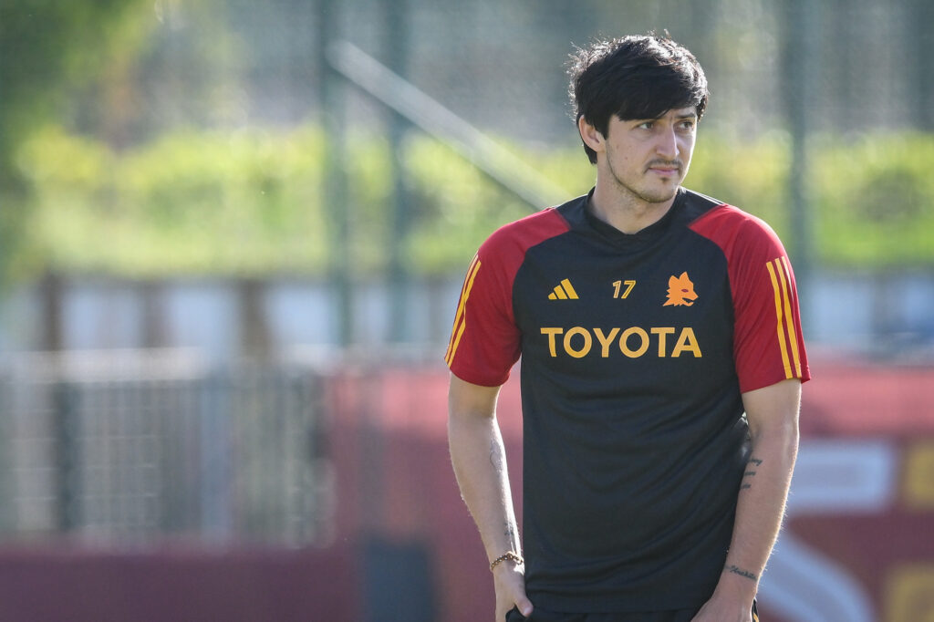 Azmoun AS Roma Training Session