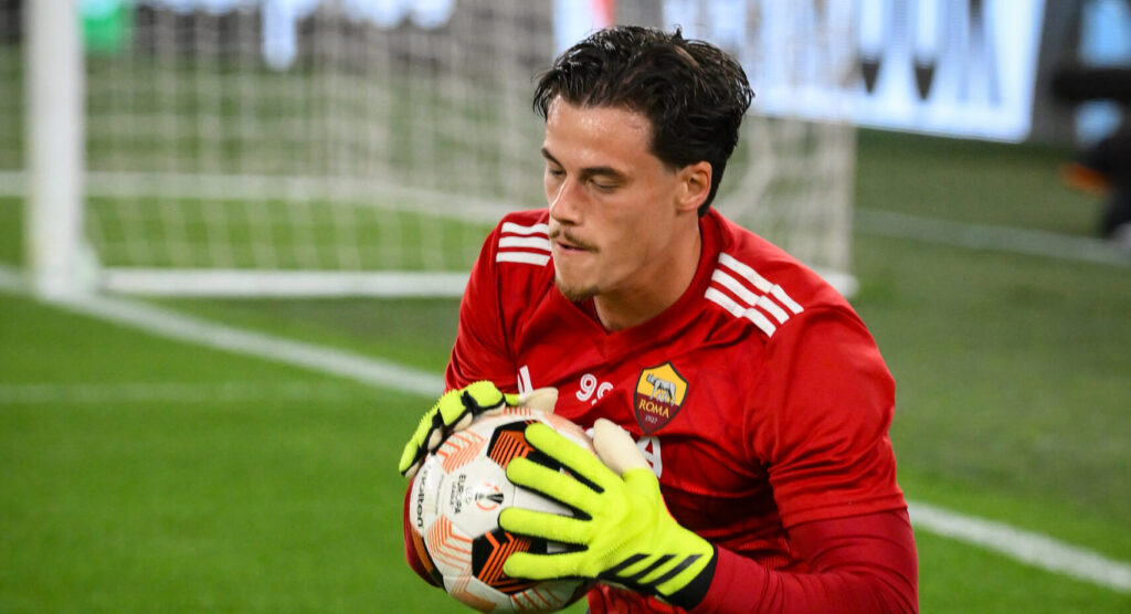Svilar AS Roma v Bayer 04 Leverkusen: Semi-Final First Leg - UEFA Europa League 2023/24