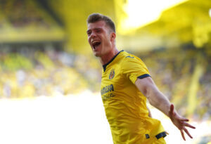 sorloth Villarreal CF v Sevilla FC - LaLiga EA Sports
