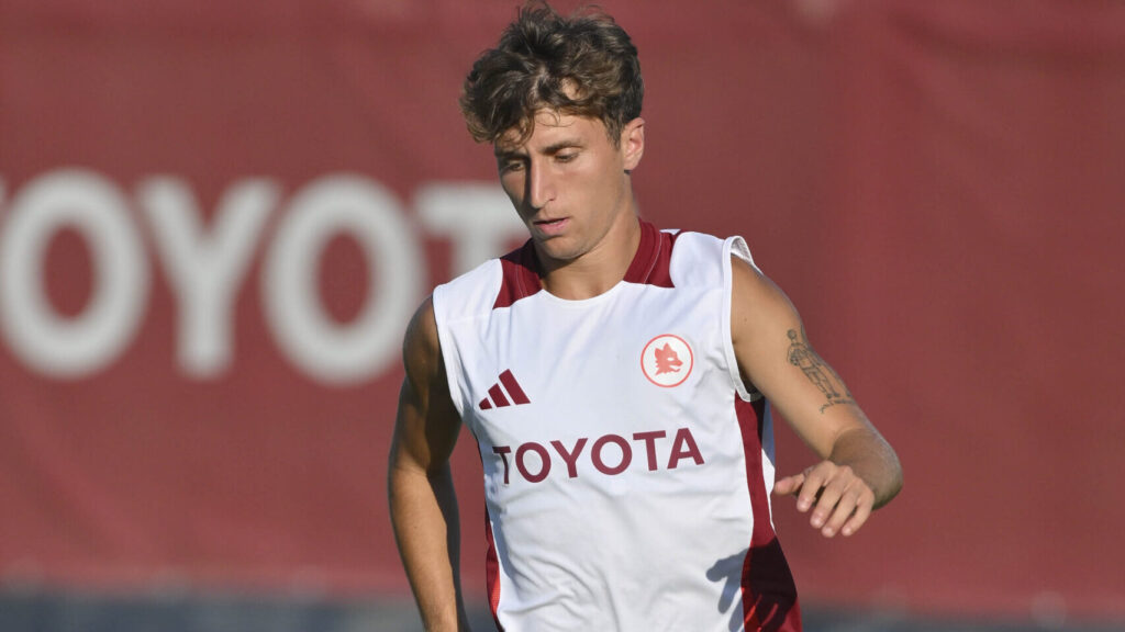 Baldanzi AS Roma Training Session