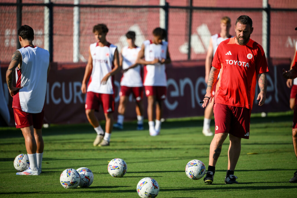 de rossi AS Roma Training Session