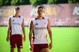 AS Roma Unveil New Signing Enzo Le Fee