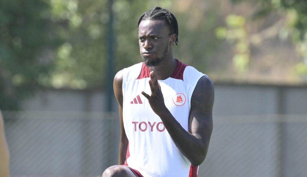 AS Roma Training Session abraham