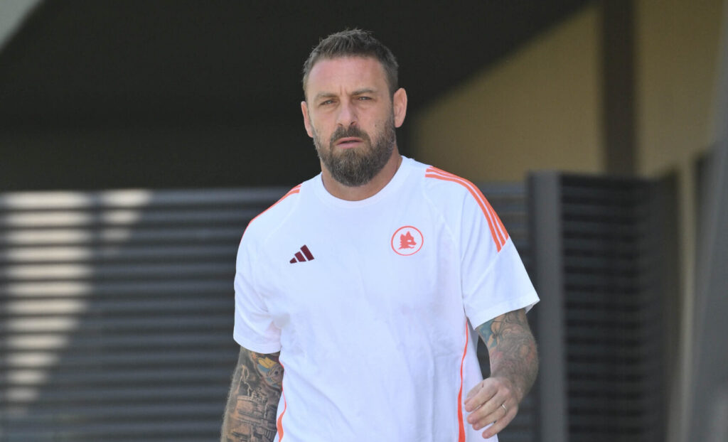 AS Roma Training Session de rossi
