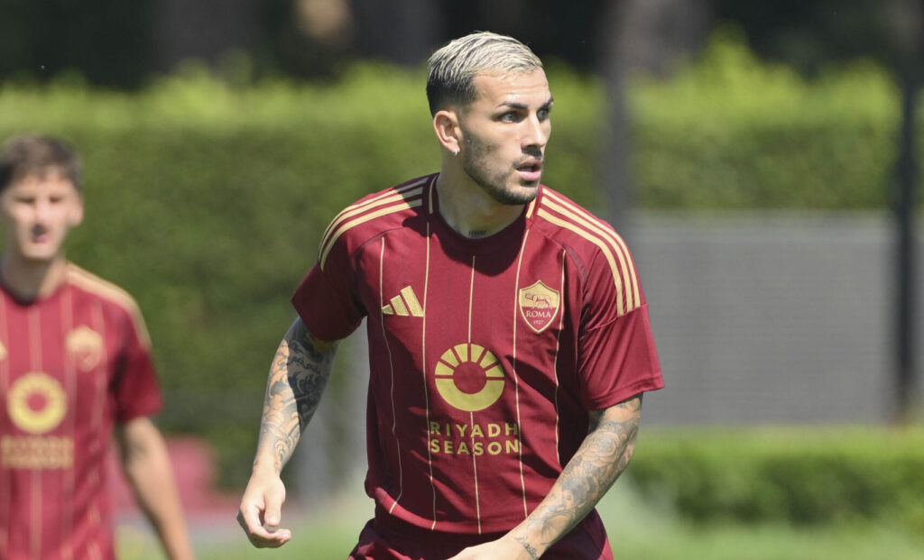 AS Roma Training Session paredes