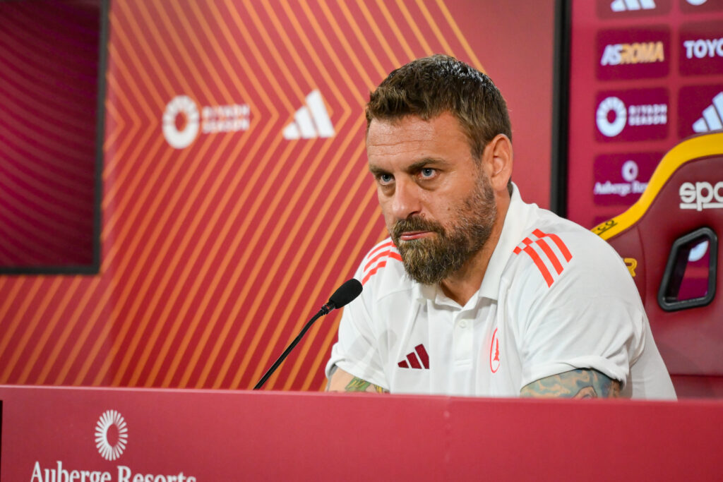 de rossi AS Roma Training Session and Press Conference