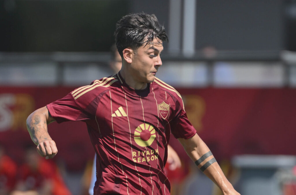 AS Roma Training Session dybala