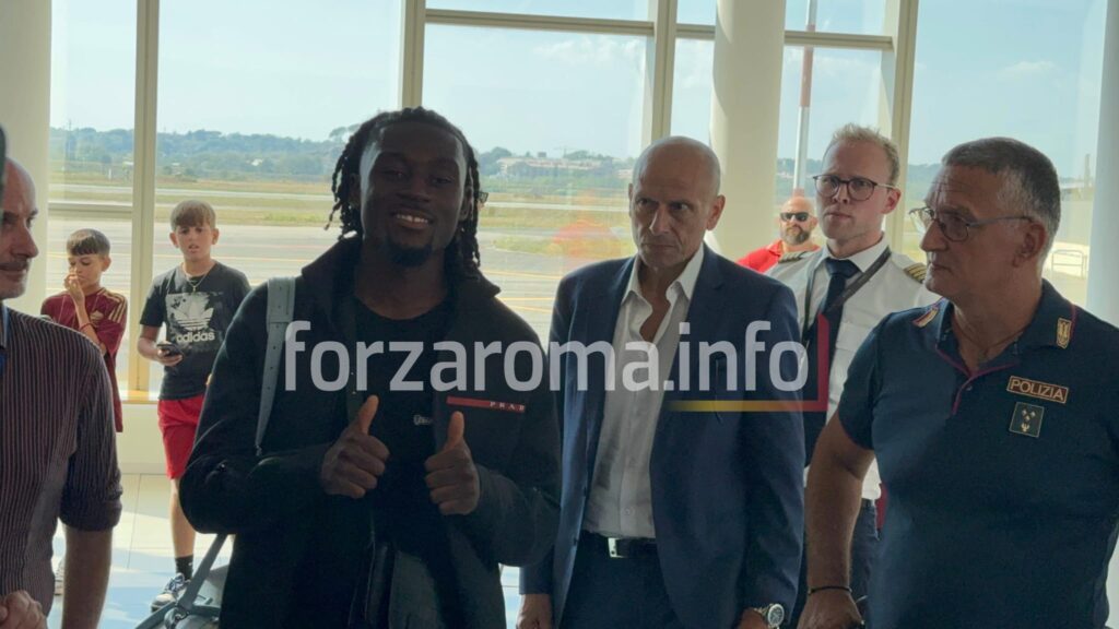 koné