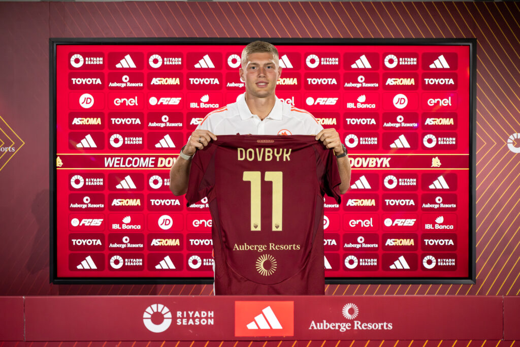 AS Roma UNveil New Signing Artem Dovbyk