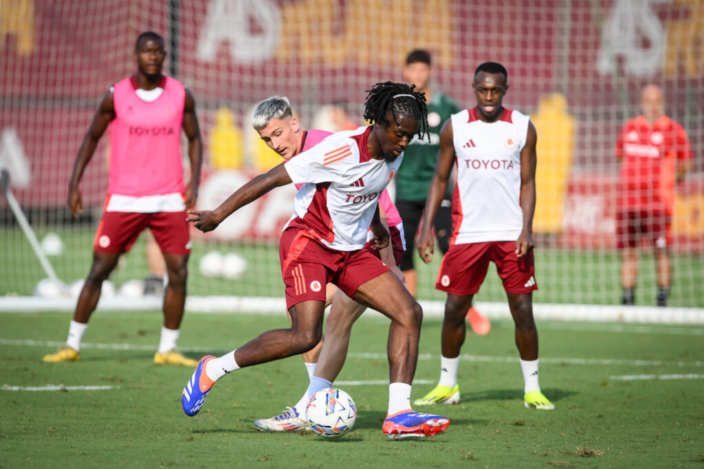 Koné saelemaekers AS Roma Training Session