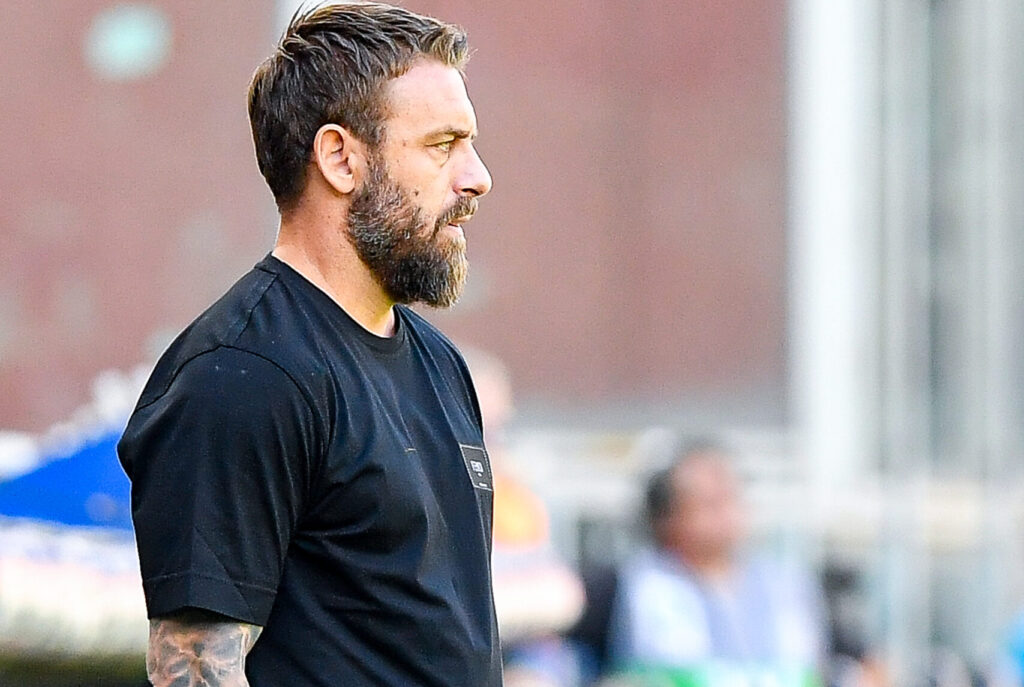 De Rossi Genoa v AS Roma - Serie A