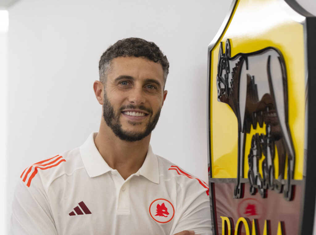 hermoso AS Roma Unveil New Signing Mario Hermoso