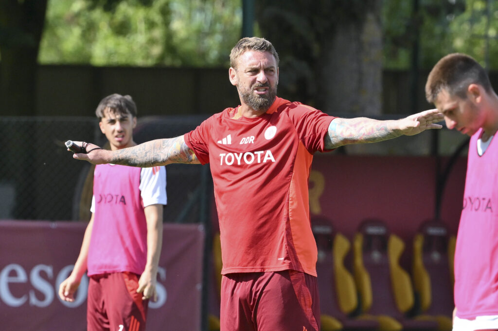 De Rossi AS Roma Training Session