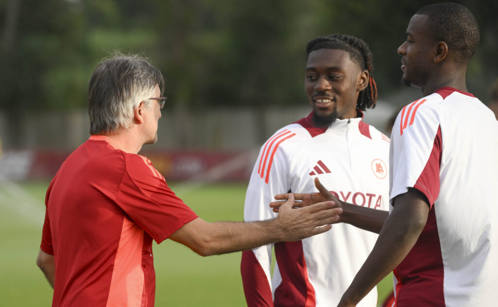 Mister Ivan Juric con Manu Koné ed Evan N'Dicka