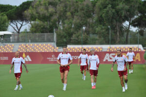 Angeliño, Artem Dovbyk, Alexis Saelemaekers e Leandro Paredes