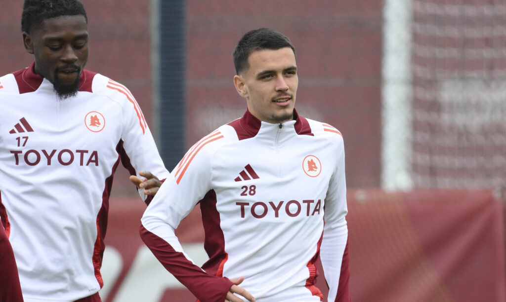 AS Roma Training Session le fee