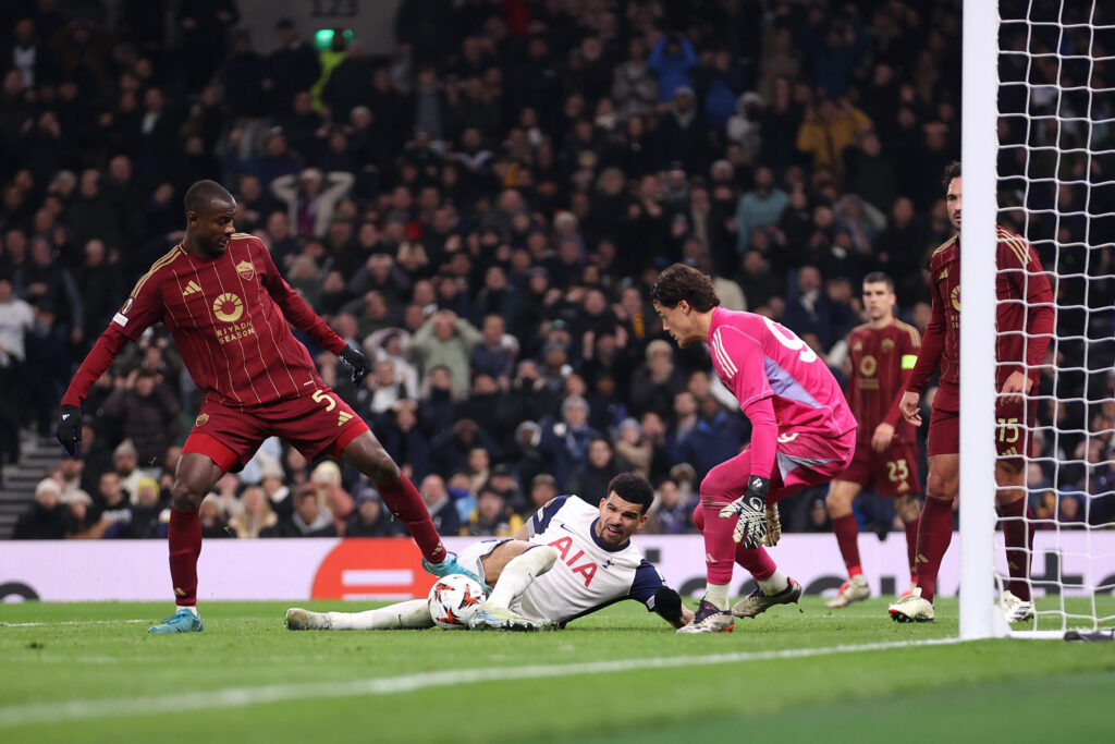 Ndicka Svilar Tottenham Hotspur v AS Roma - UEFA Europa League 2024/25 League Phase MD5