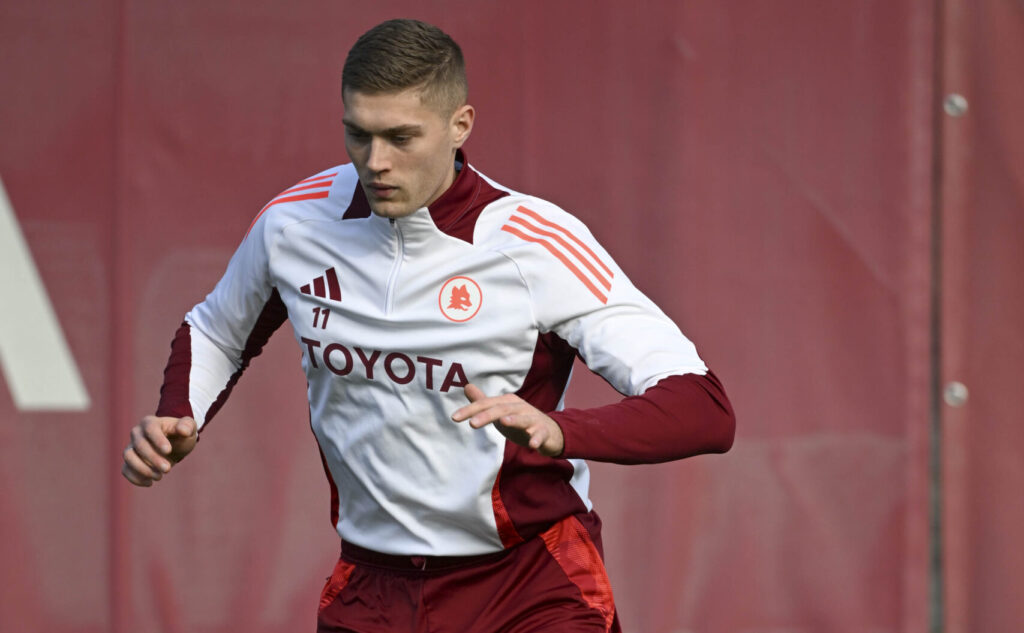 Dovbyk AS Roma Training Session