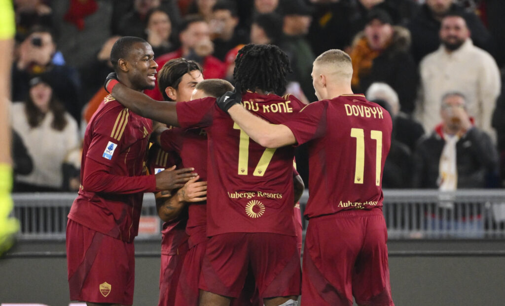 Esultanza Squadra AS Roma v Genoa - Serie A