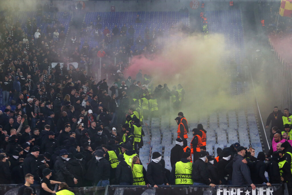 TIFOSI EINTRACHT SCONTRI
