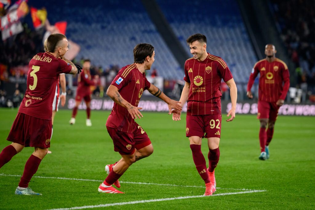 El Shaarawy Dybala Angelino esultanza AS Roma v Genoa - Serie A