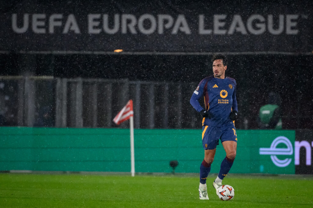 Hummels AZ Alkmaar v AS Roma - UEFA Europa League 2024/25 League Phase MD7