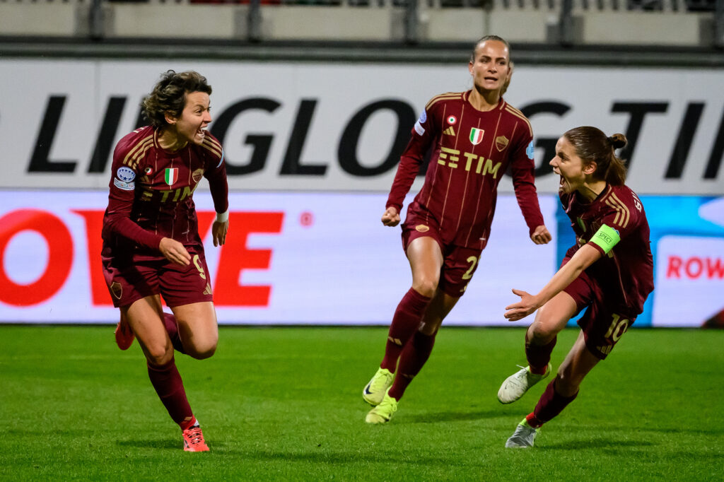 VfL Wolfsburg v AS Roma - UEFA Women's Champions League 2024/25 Group Stage MD5