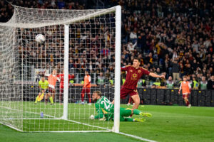 Shomurodov gol Juve
