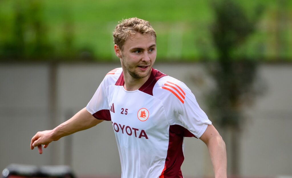 nelsson AS Roma Training Session