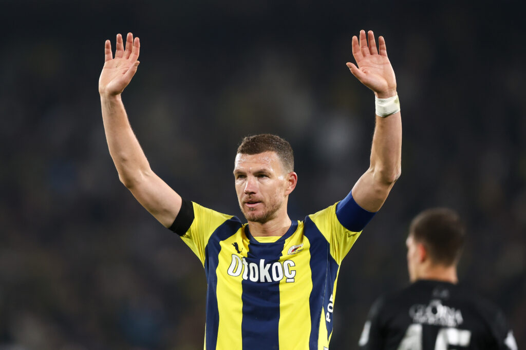 Fenerbahce v Rizespor - Turkish Super League