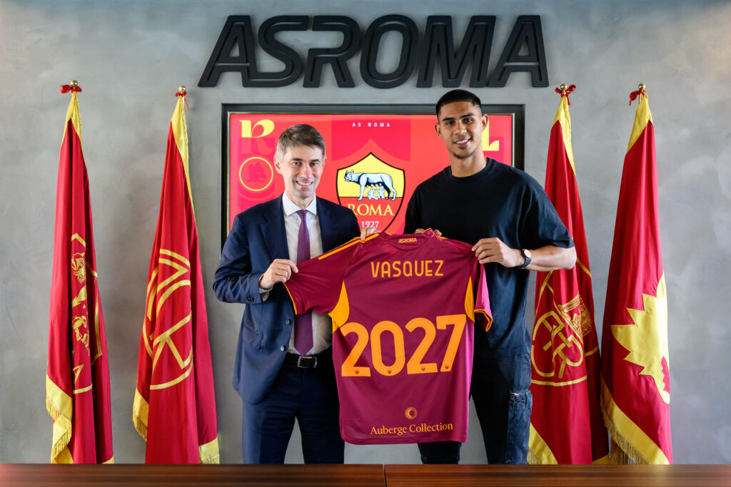 AS Roma Unveil New Signing Devis Vasquez