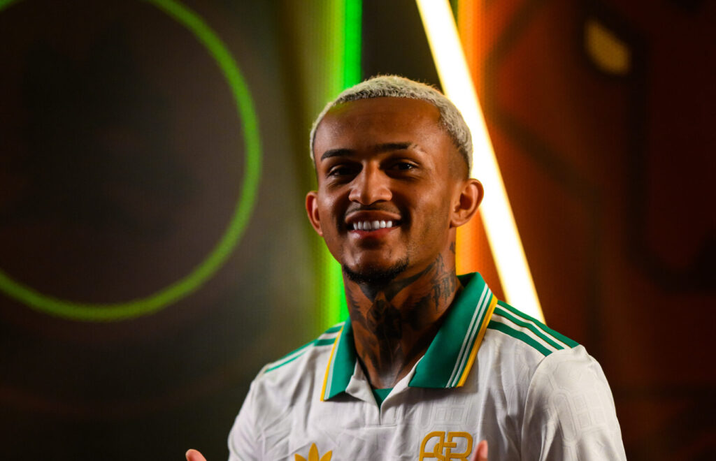 AS Roma Unveil New Signing Wesley