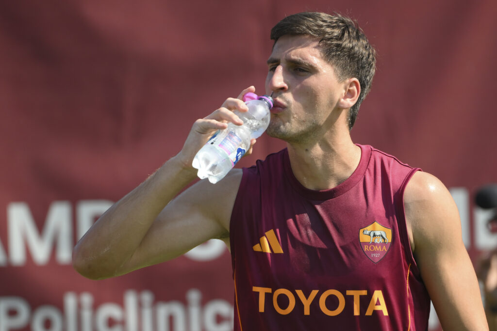 Kumbulla AS Roma Training Session