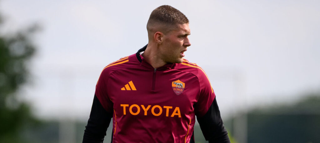 Dovbyk AS Roma Training Session