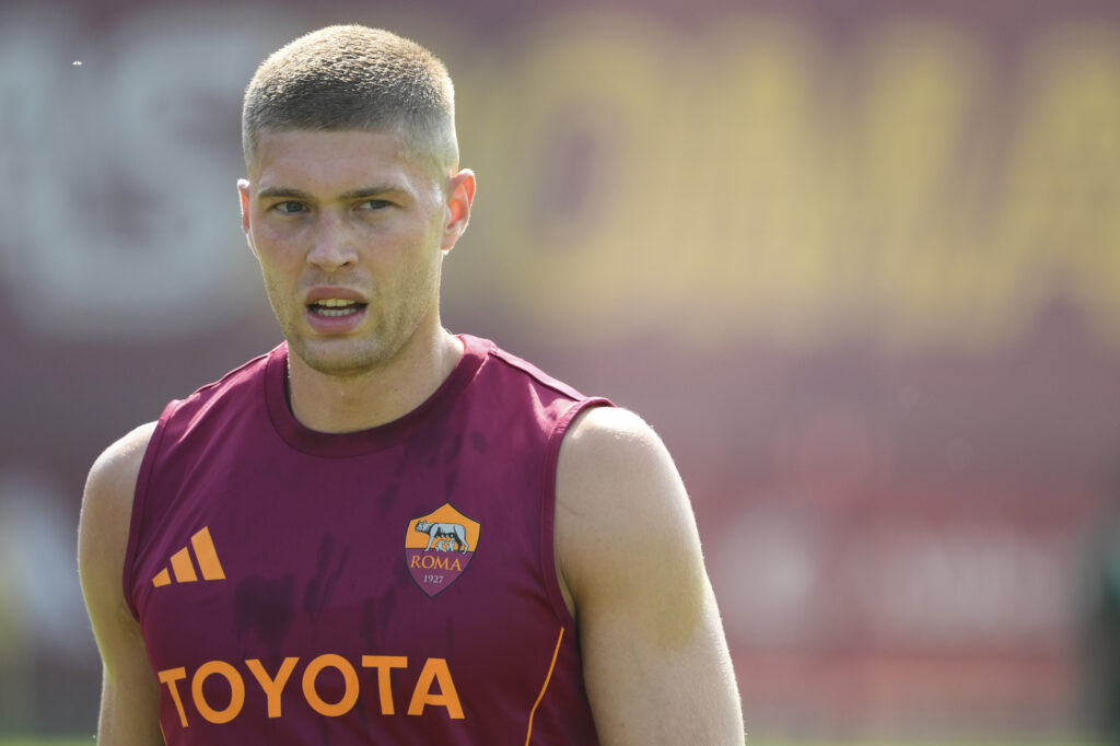 Dovbyk AS Roma Training Session