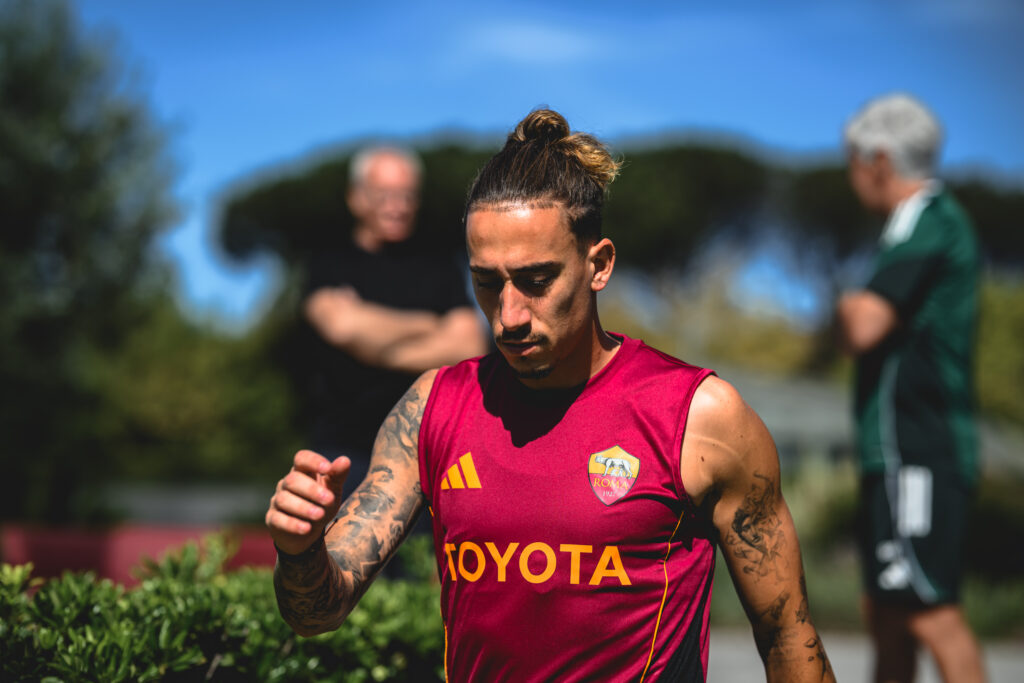 Tsimikas AS Roma Training Session