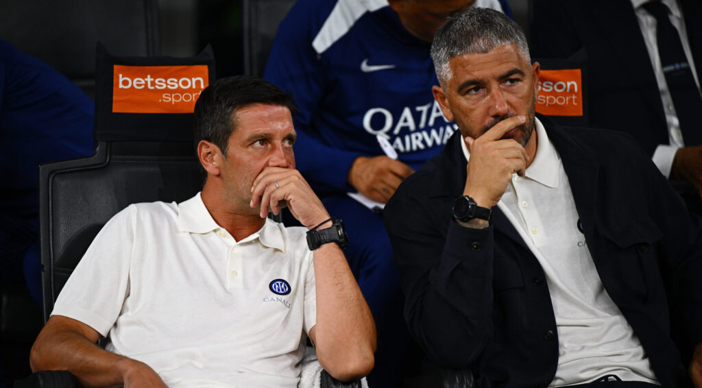 kolarov e chivu FC Internazionale v Torino FC - Serie A