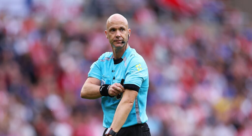 Taylor Sunderland v Brentford - Premier League