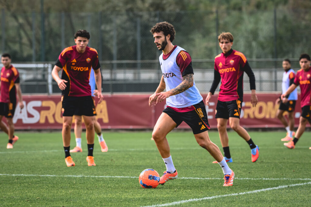 Hermoso AS Roma Training Session