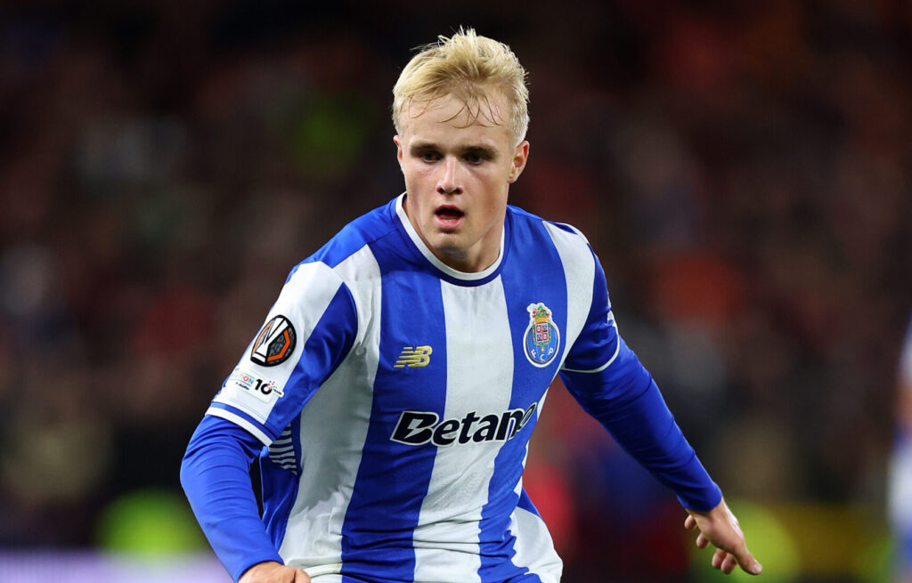 Victor Froholdt Nottingham Forest FC v FC Porto - UEFA Europa League 2025/26 League Phase MD3