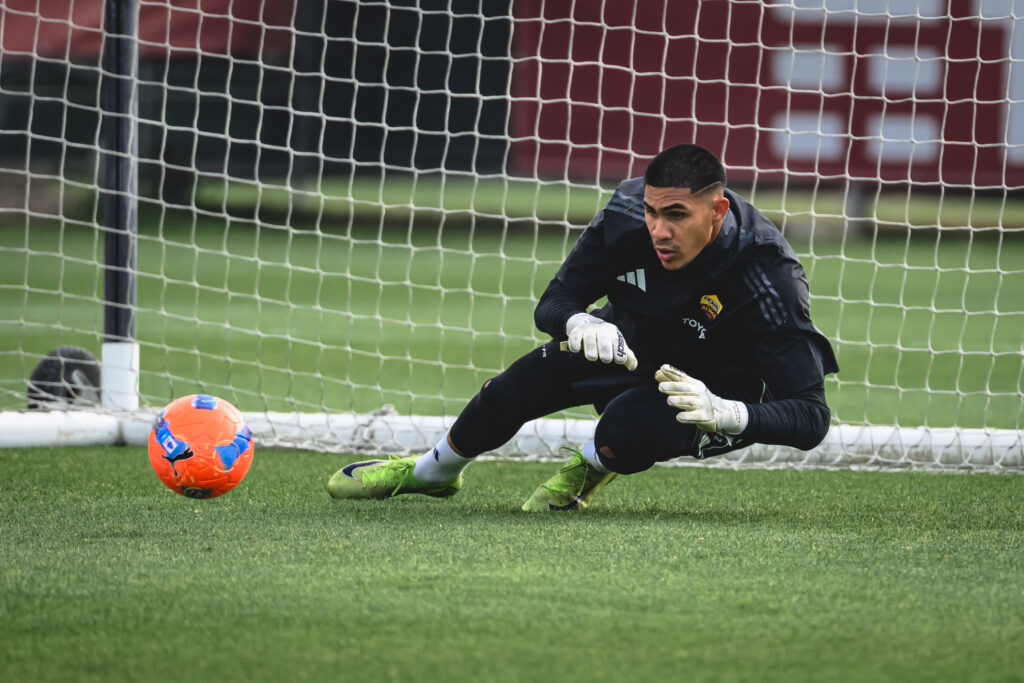 Vasquez AS Roma Training Session