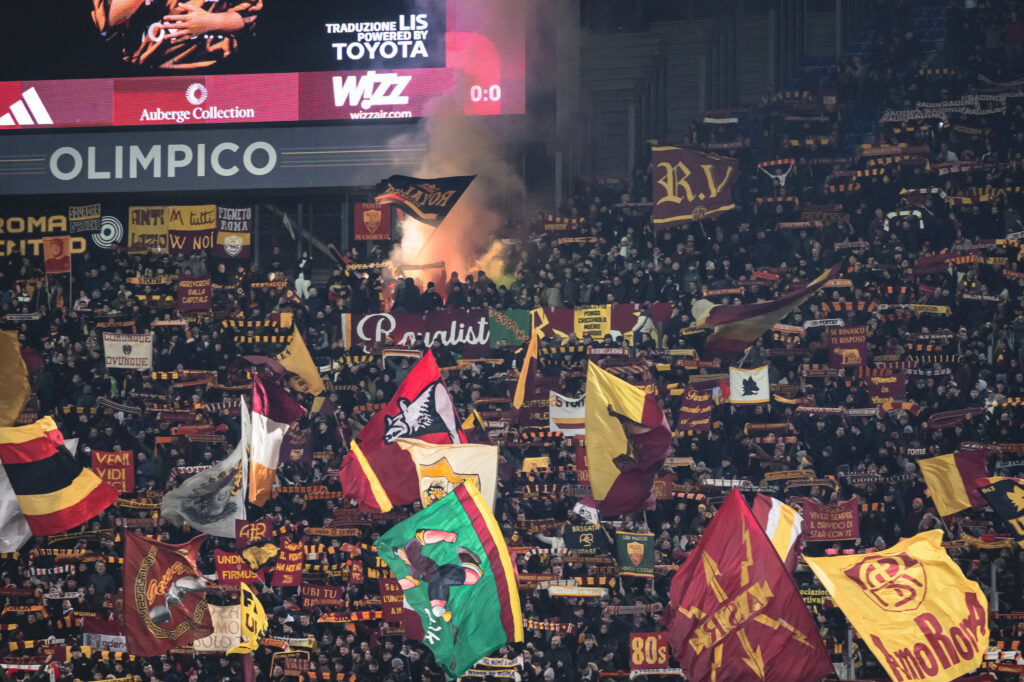 Tifosi AS Roma v Como 1907 - Serie A