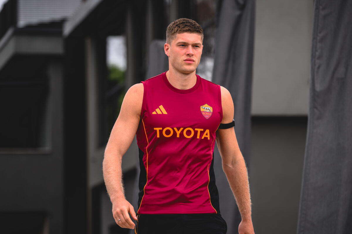 Dovbyk AS Roma Training Session